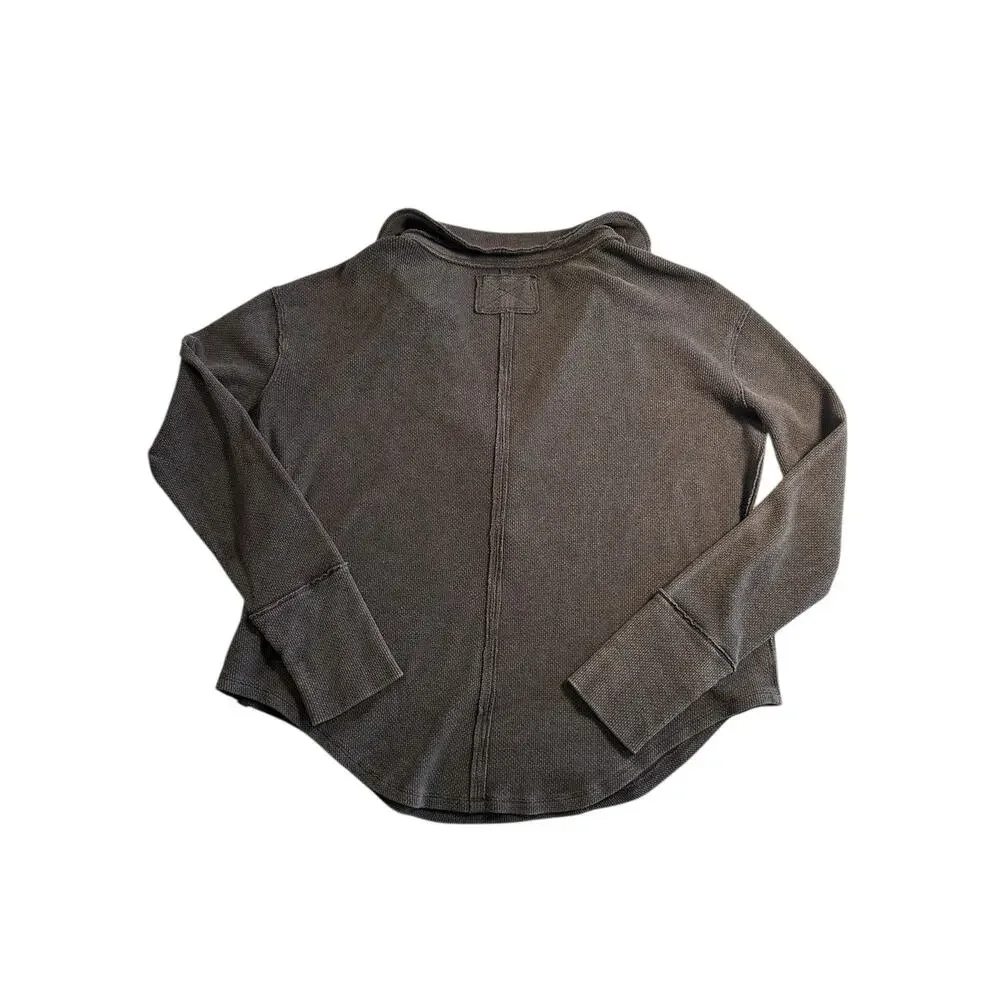 *SOLD* We The Free by Free People Waffle Knit Henley – Charcoal Grey Size XL - Picture 5 of 7